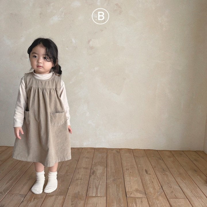 Bell Solid Turtleneck T-Shirts [Beige/S(2-3yr)]