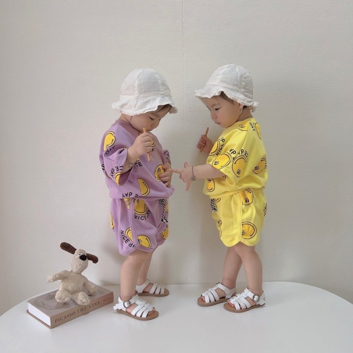 [PRE-ORDER] Nice Smile Top Bottom Set