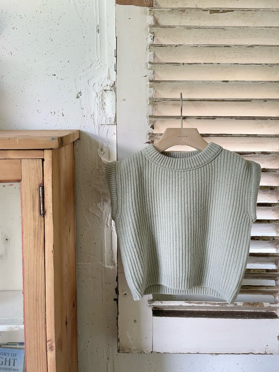 [PRE-ORDER] Ann Sweater Vest