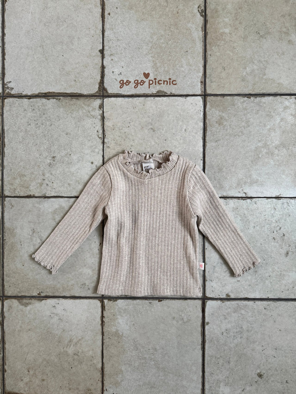[PRE-ORDER] Sophie Turtleneck T-Shirts