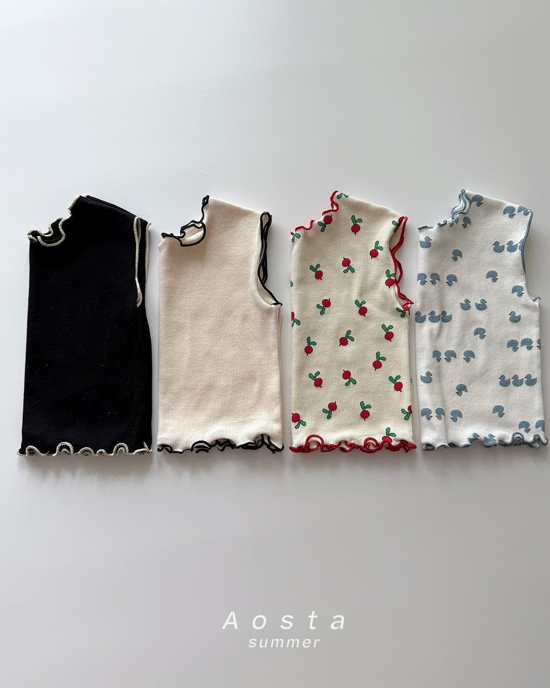 [PRE-ORDER] Ribbed Love T-Shirts