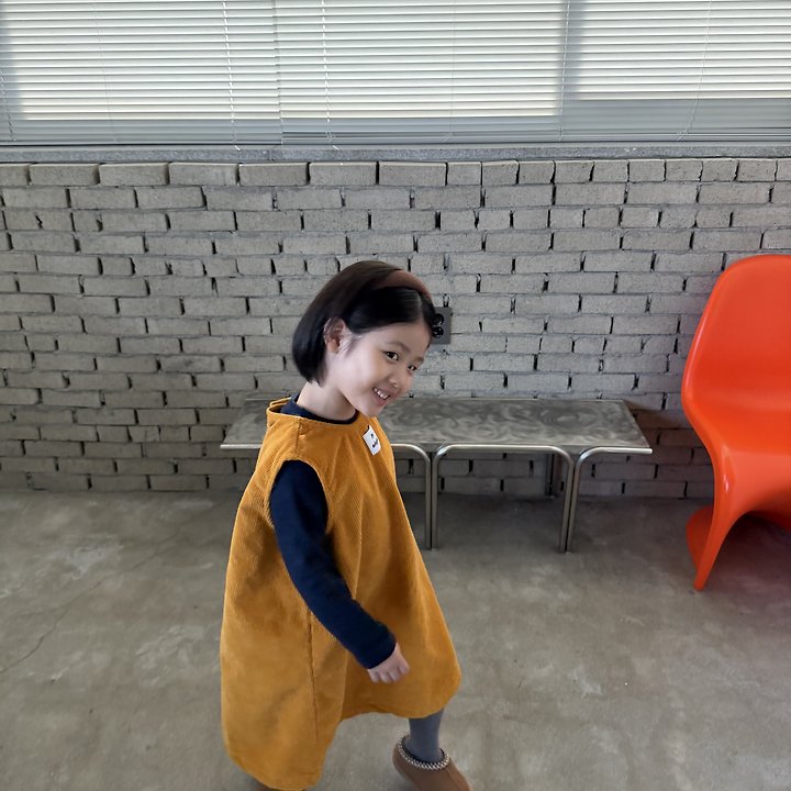 [PRE-ORDER] Pie Corduroy Dress