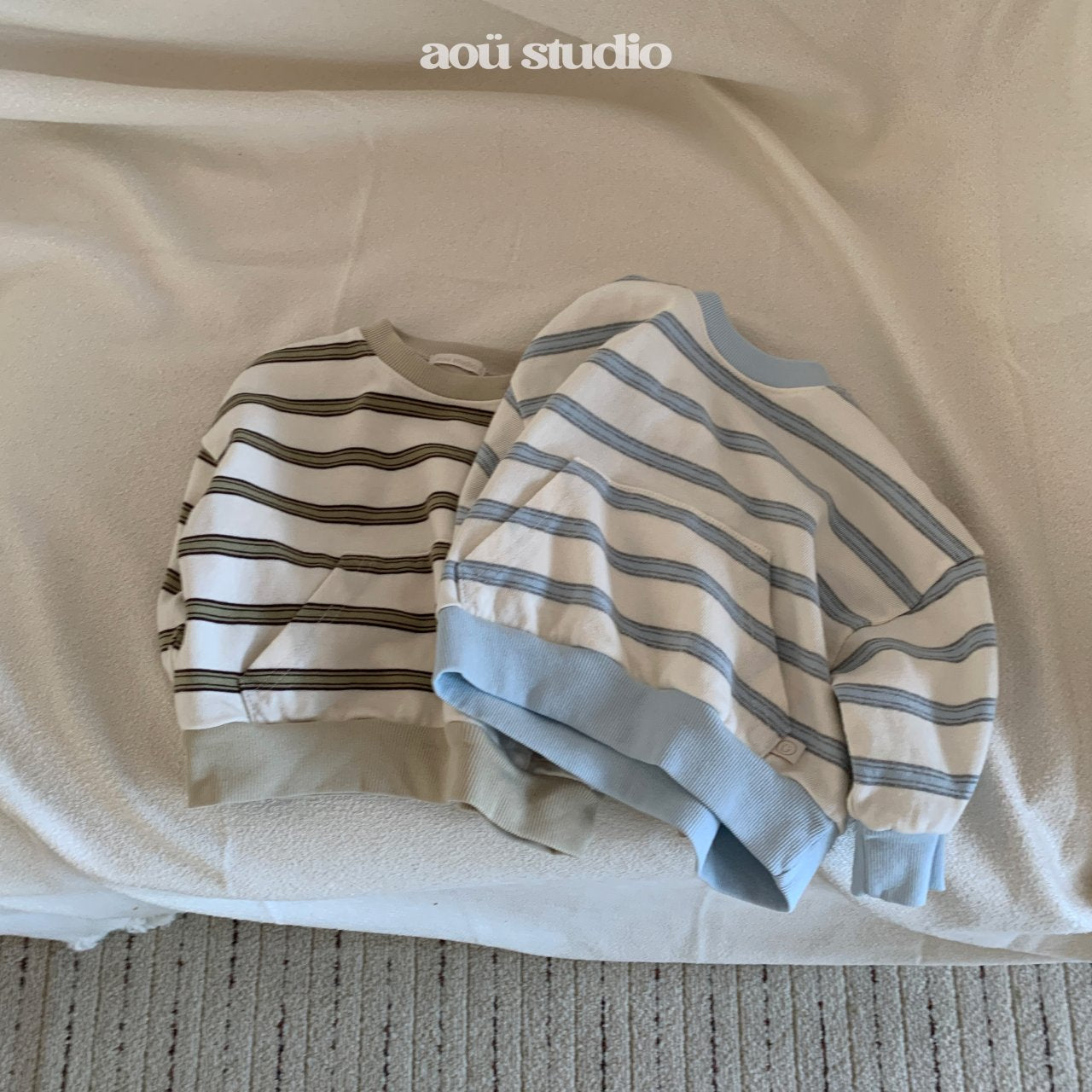 [PRE-ORDER] Day Stripe Sweatshirts