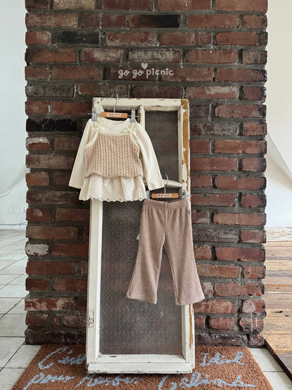 [PRE-ORDER] Luna Boot-Cut Pants