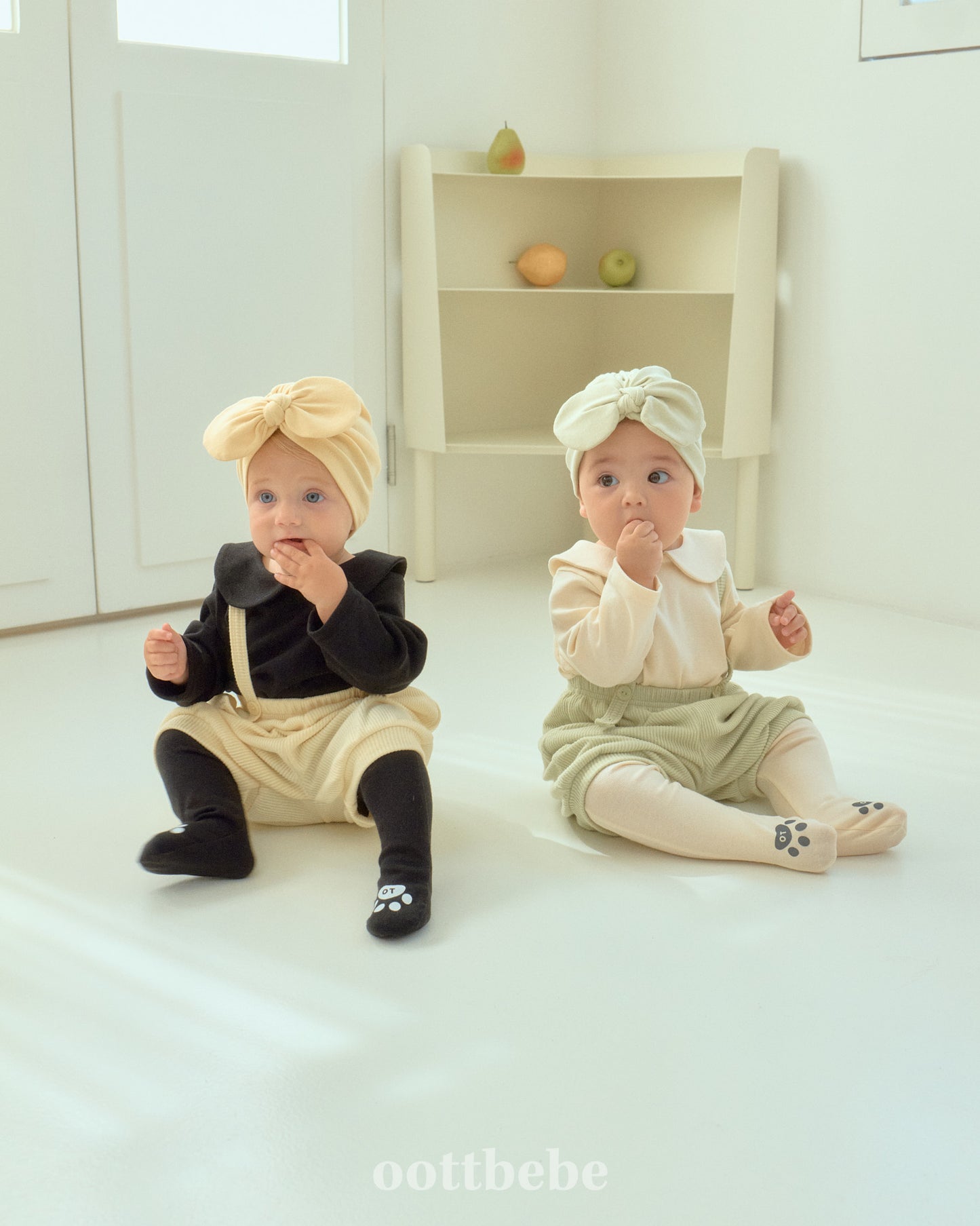 [PRE-ORDER] Petit Foot Leggings