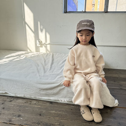 [PRE-ORDER] Fleece Top Bottom Set