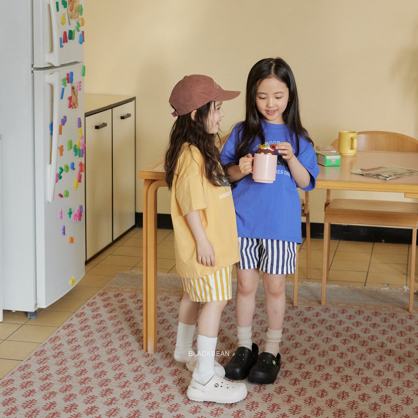 [PRE-ORDER] Hello T-Shirts