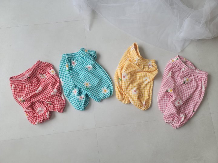 [PRE-ORDER] Daisy Sausage Pants