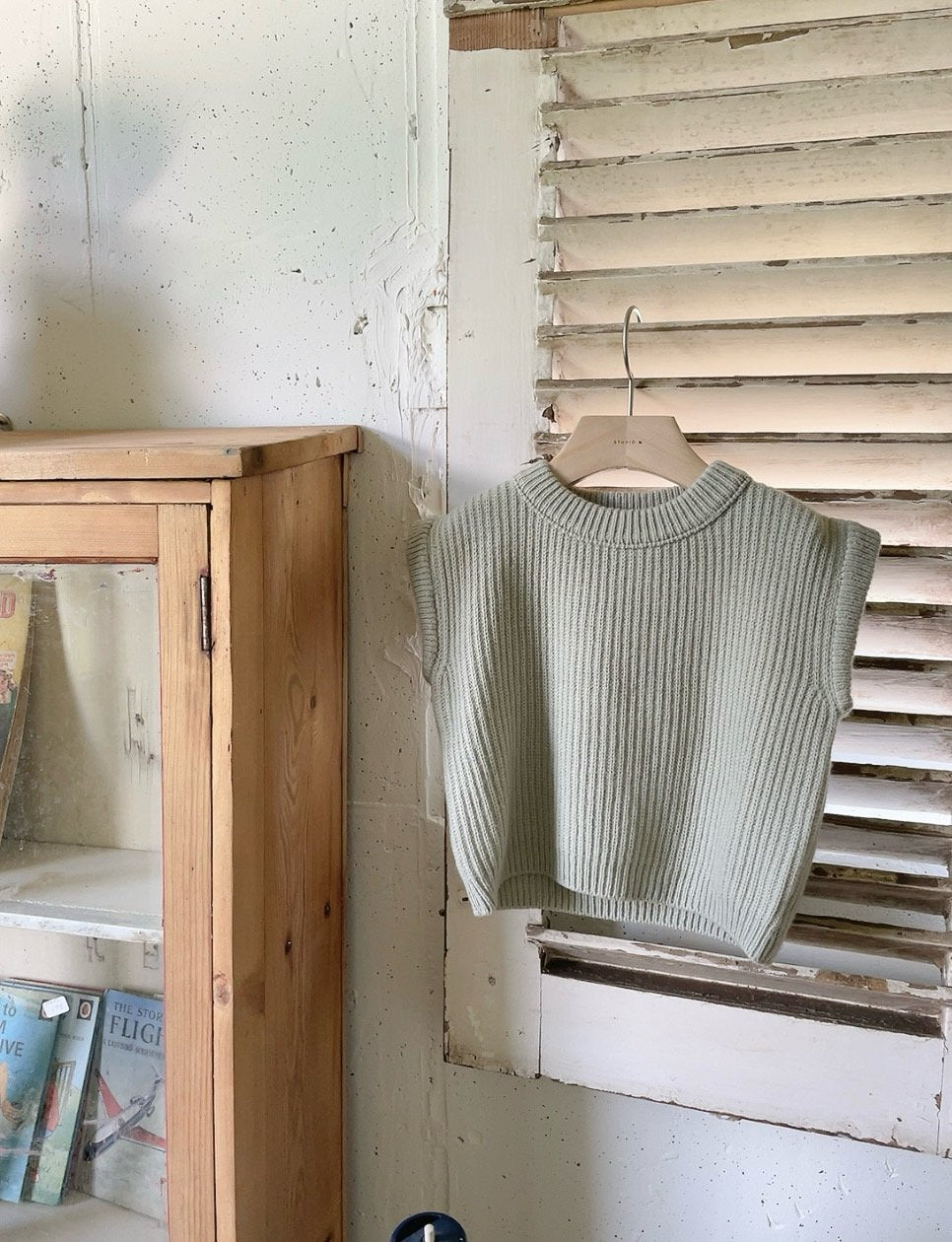 [PRE-ORDER] Ann Sweater Vest