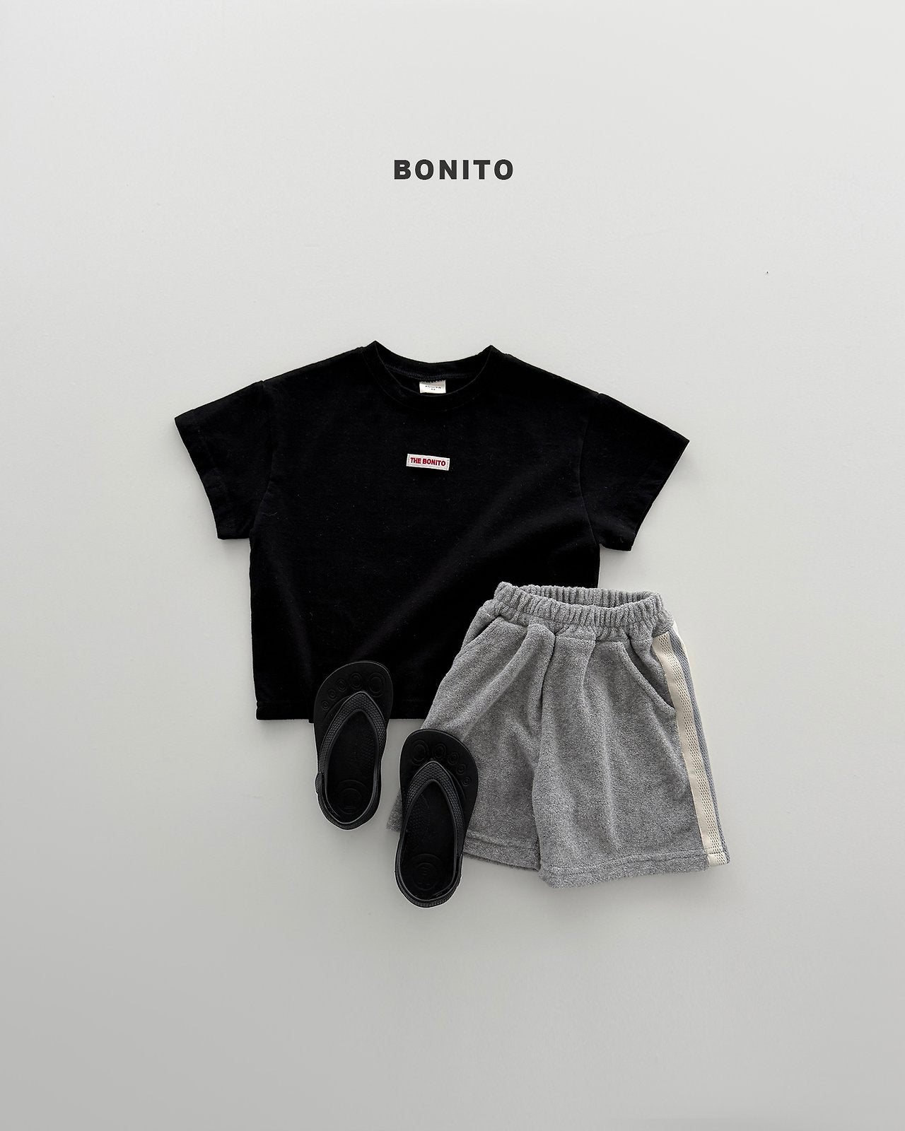 [PRE-ORDER] Terry Line Tape Shorts