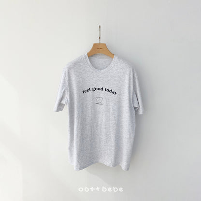 [PRE-ORDER] Good Day T-Shirts (Mom&Dad Couple)