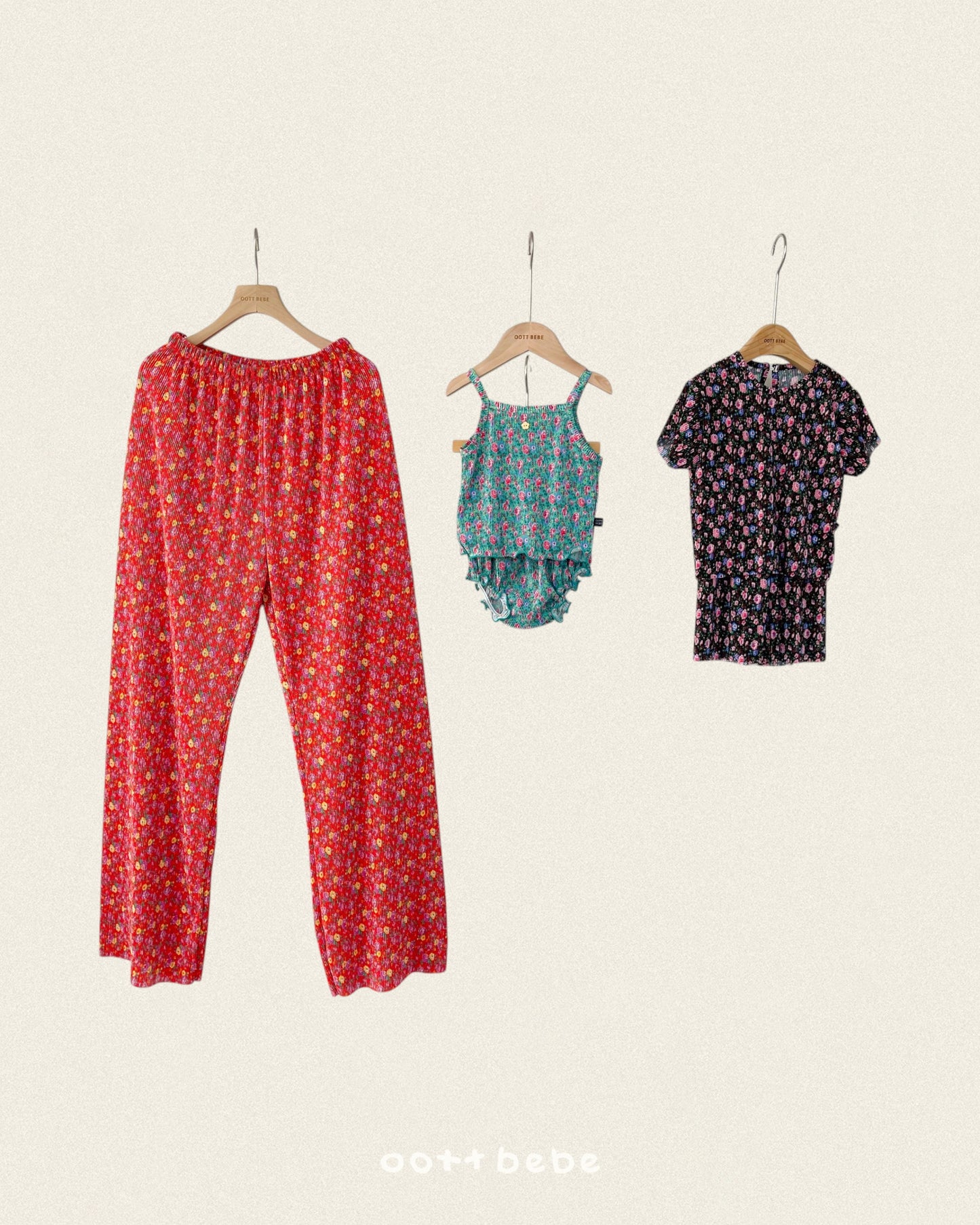 [PRE-ORDER] Flower Pleats Mom Pants