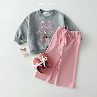 [PRE-ORDER] Rabbit Embroidery Sweatshirts