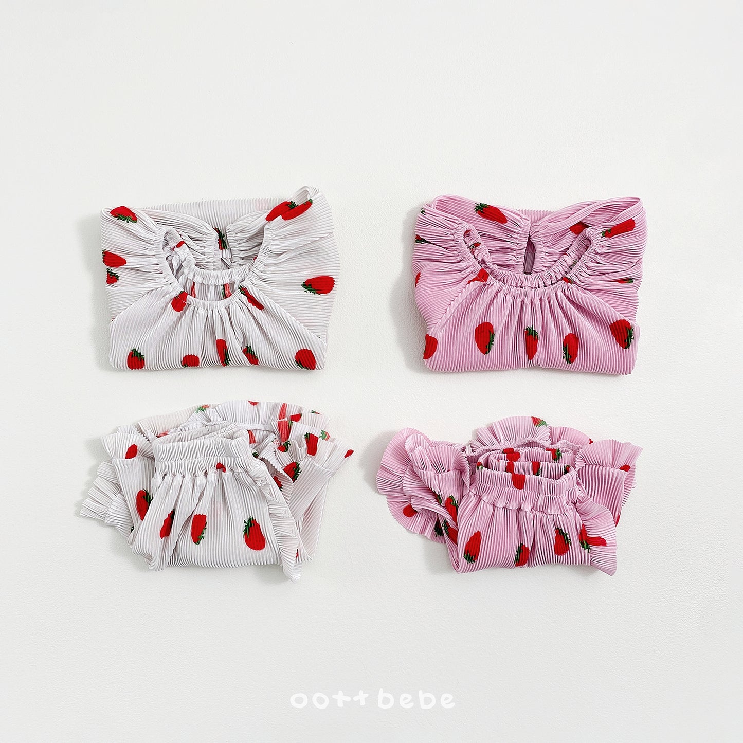 [PRE-ORDER] Sweet Berry Pleats Top Bottom Set