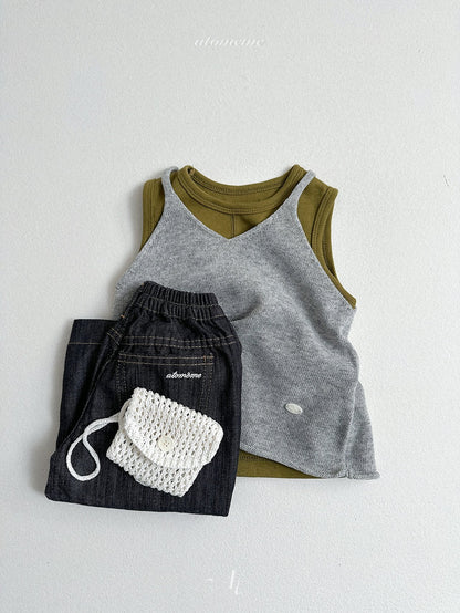 [PRE-ORDER] Eden Sleeveless T-Shirts
