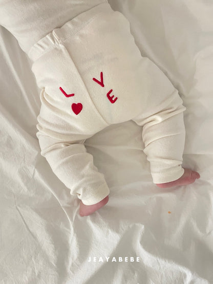[PRE-ORDER] Love Home Wear Set