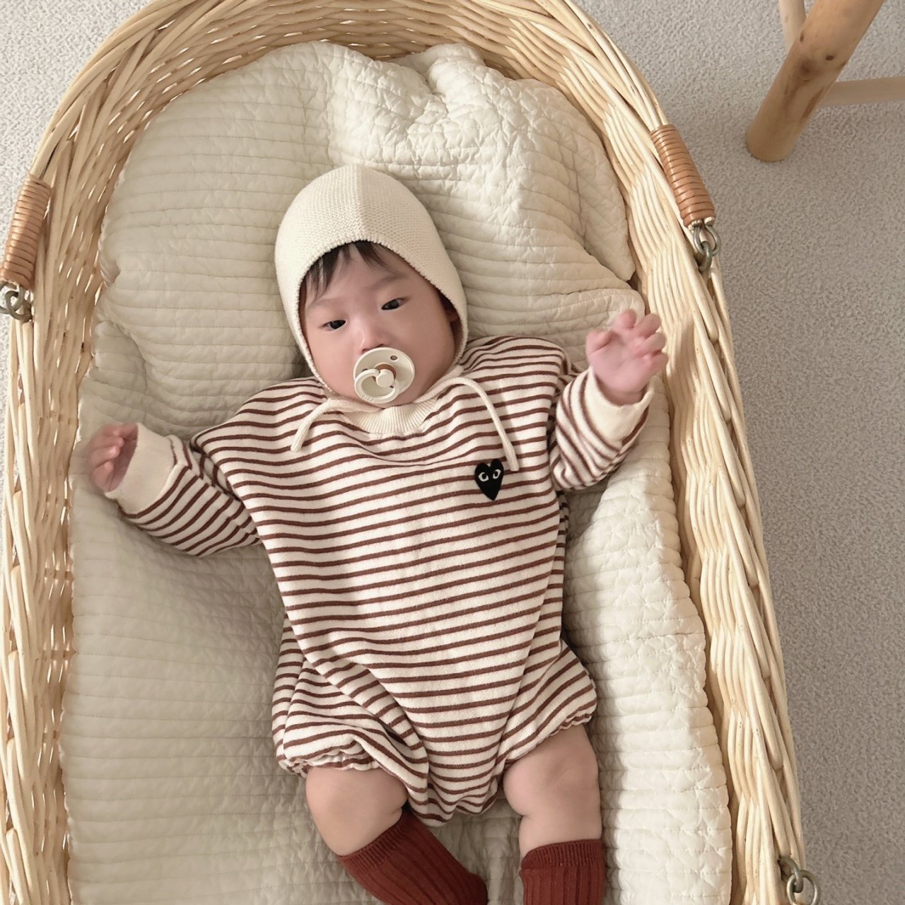 [PRE-ORDER] Cozy Heart Body Suit