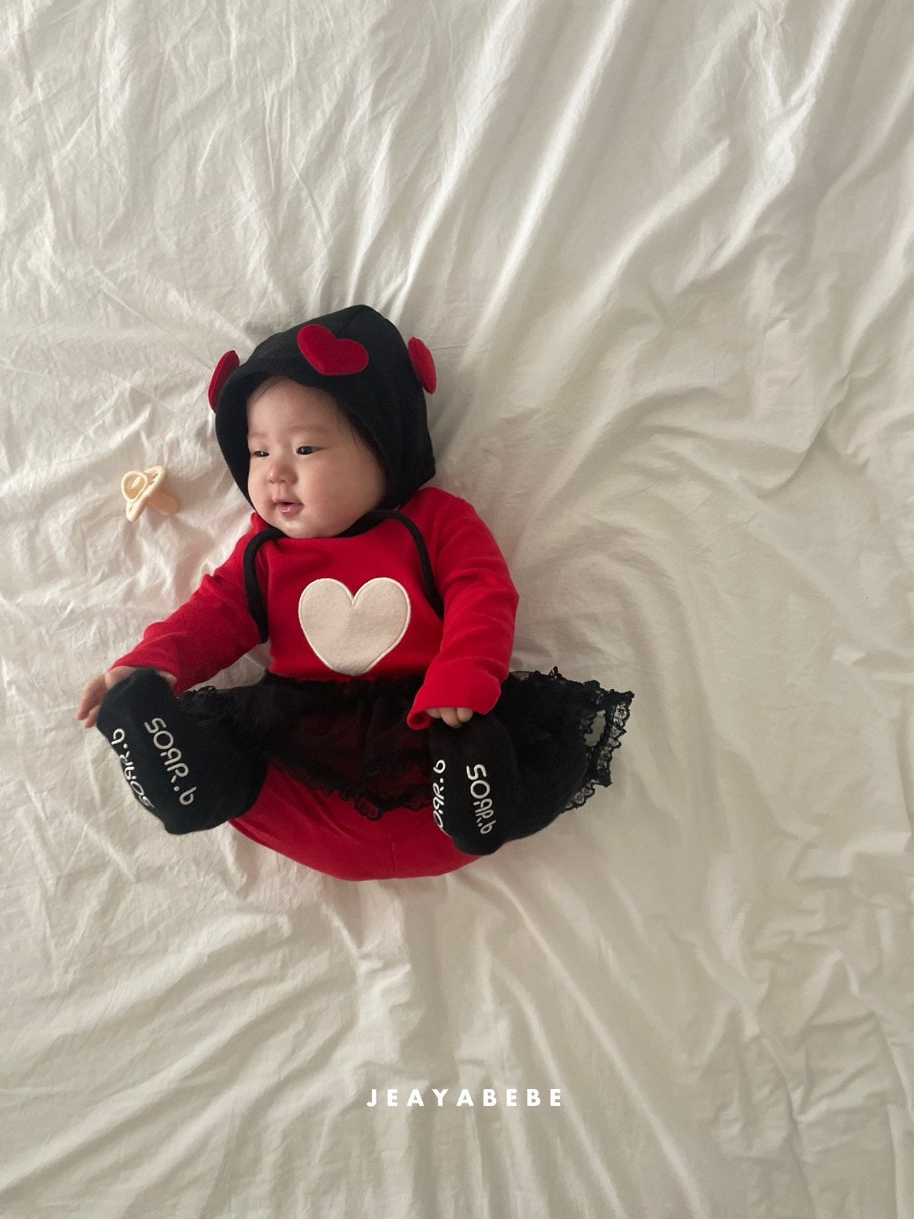 [PRE-ORDER] Heart Bonnet