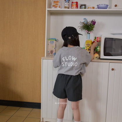 [PRE-ORDER] Flow T-Shirts