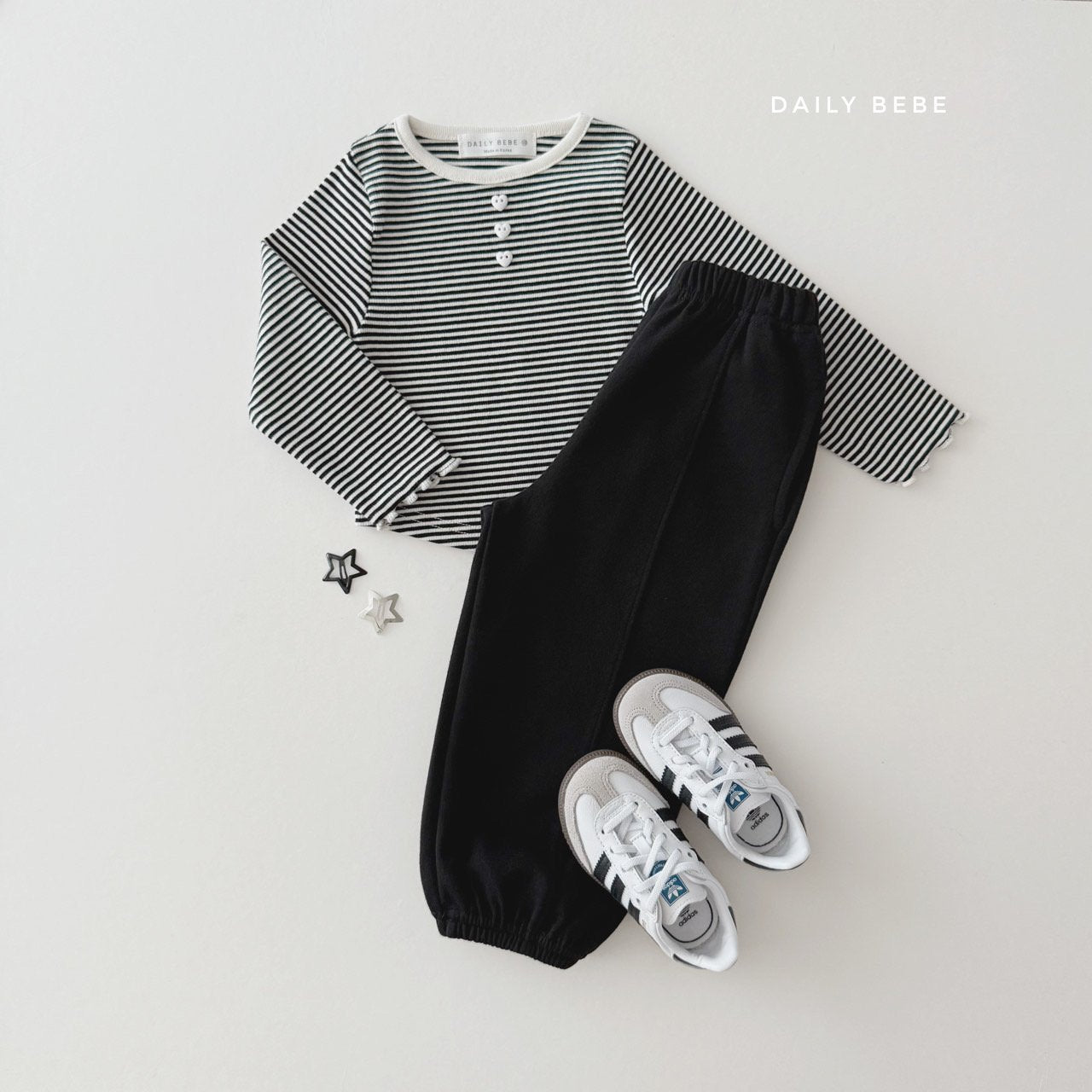 [PRE-ORDER] Stripe Button T-Shirts