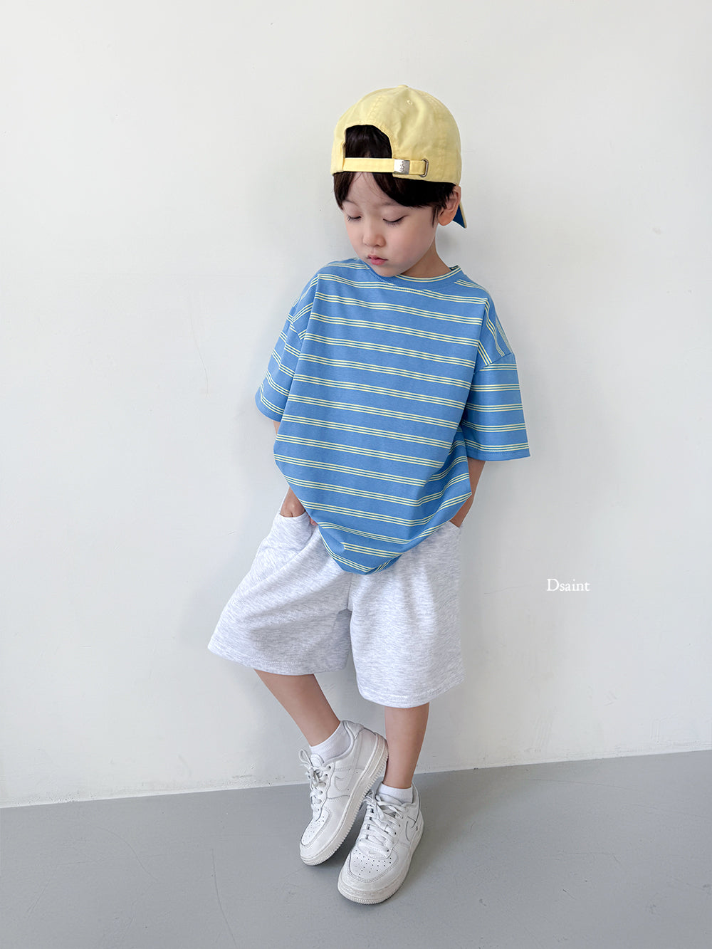 [PRE-ORDER] Three Stripe T-Shirts