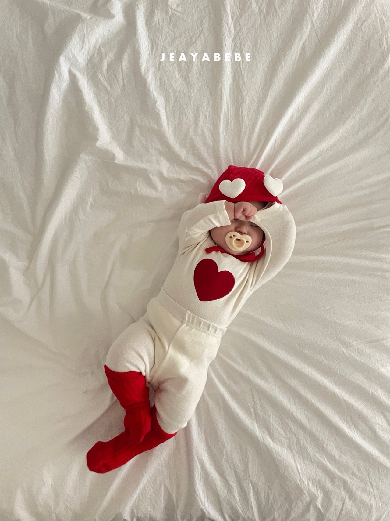 [PRE-ORDER] Heart Bonnet