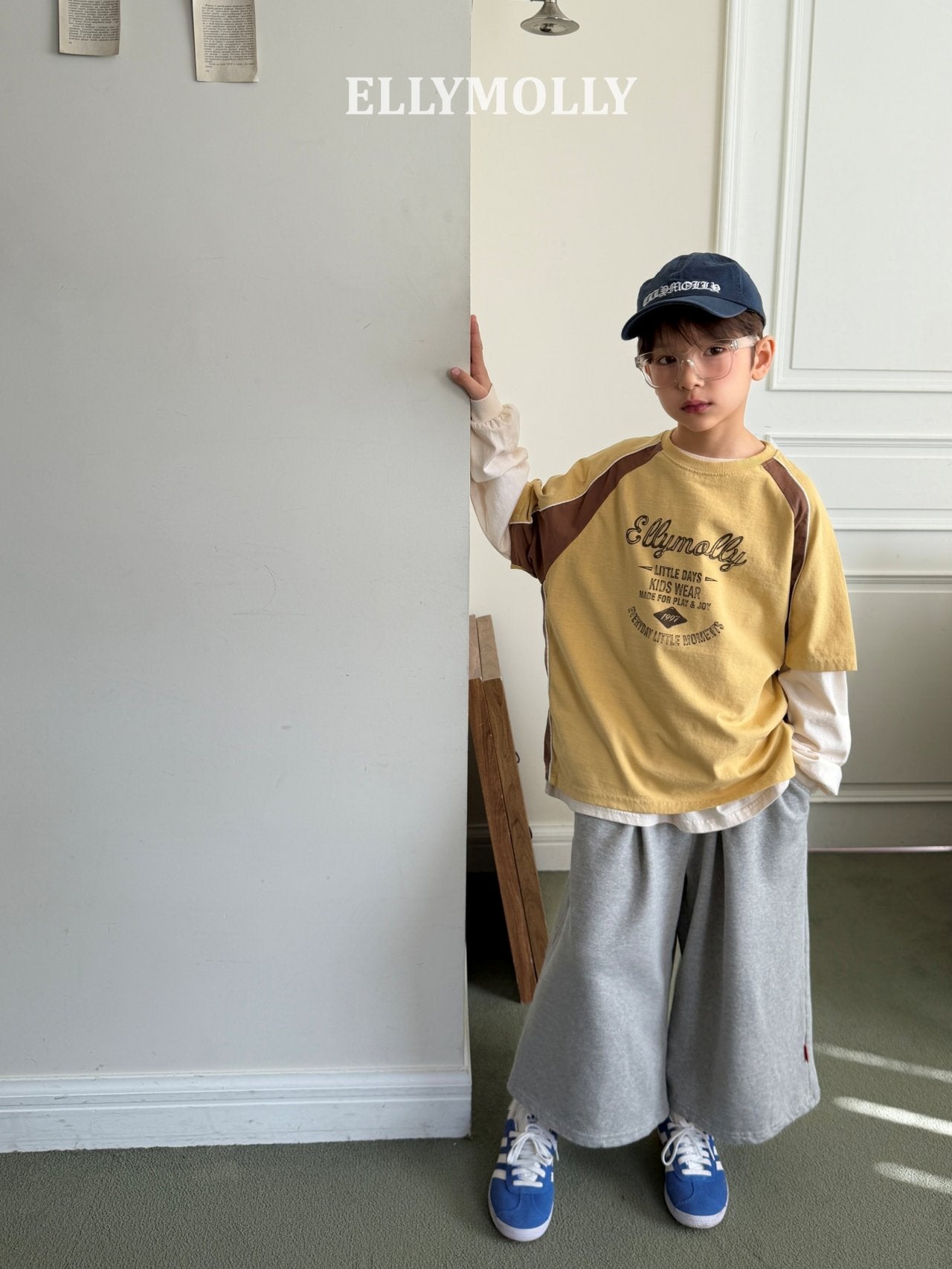 [PRE-ORDER] Roller Taping T-Shirts