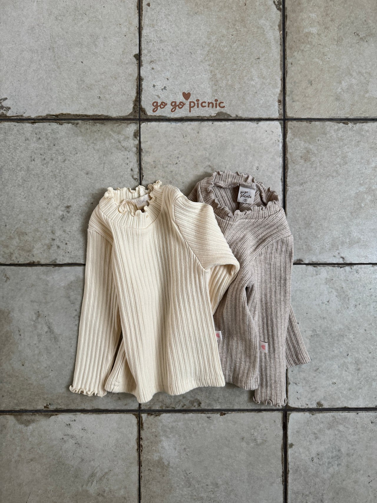 [PRE-ORDER] Sophie Turtleneck T-Shirts