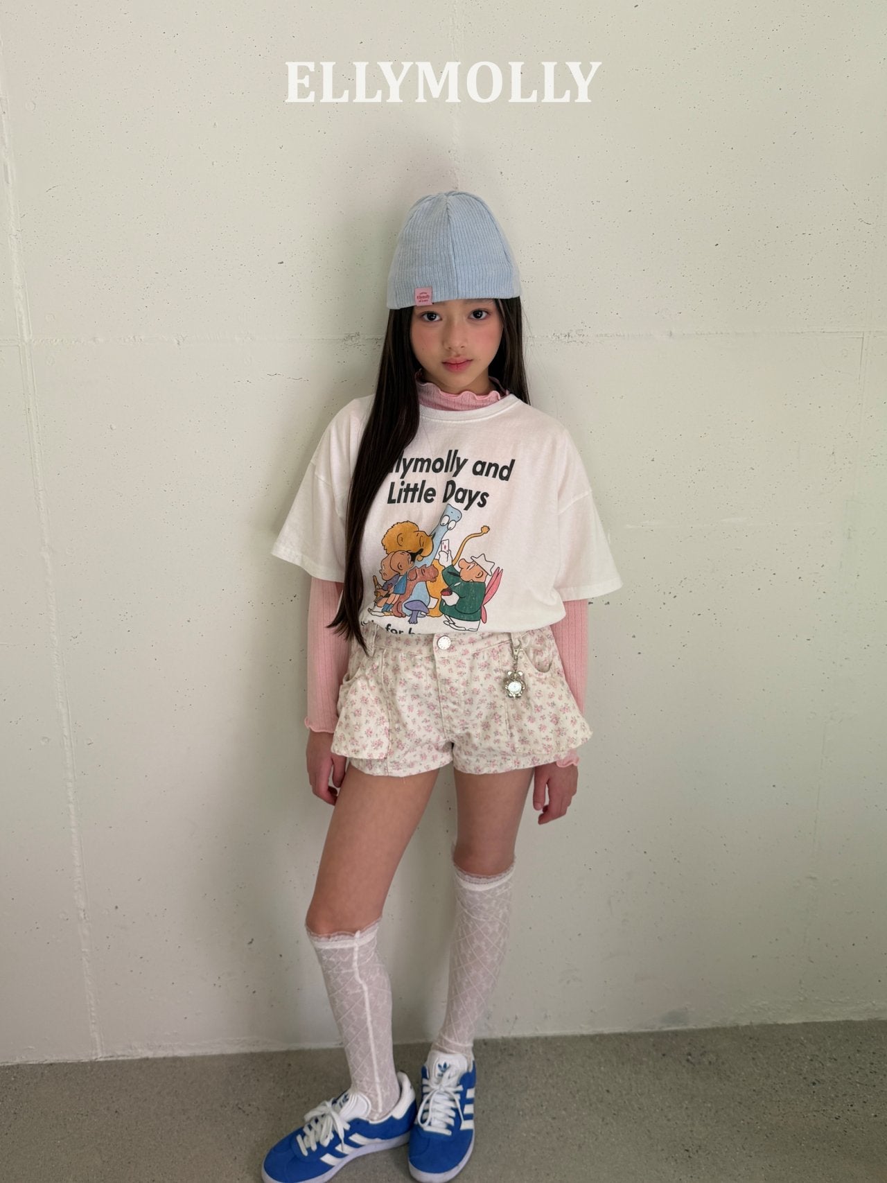 [PRE-ORDER] Happy Crew Box T-Shirts