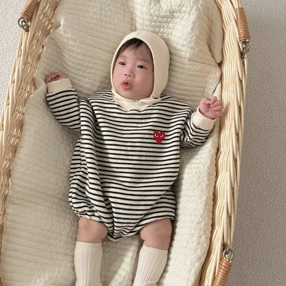 [PRE-ORDER] Cozy Heart Body Suit