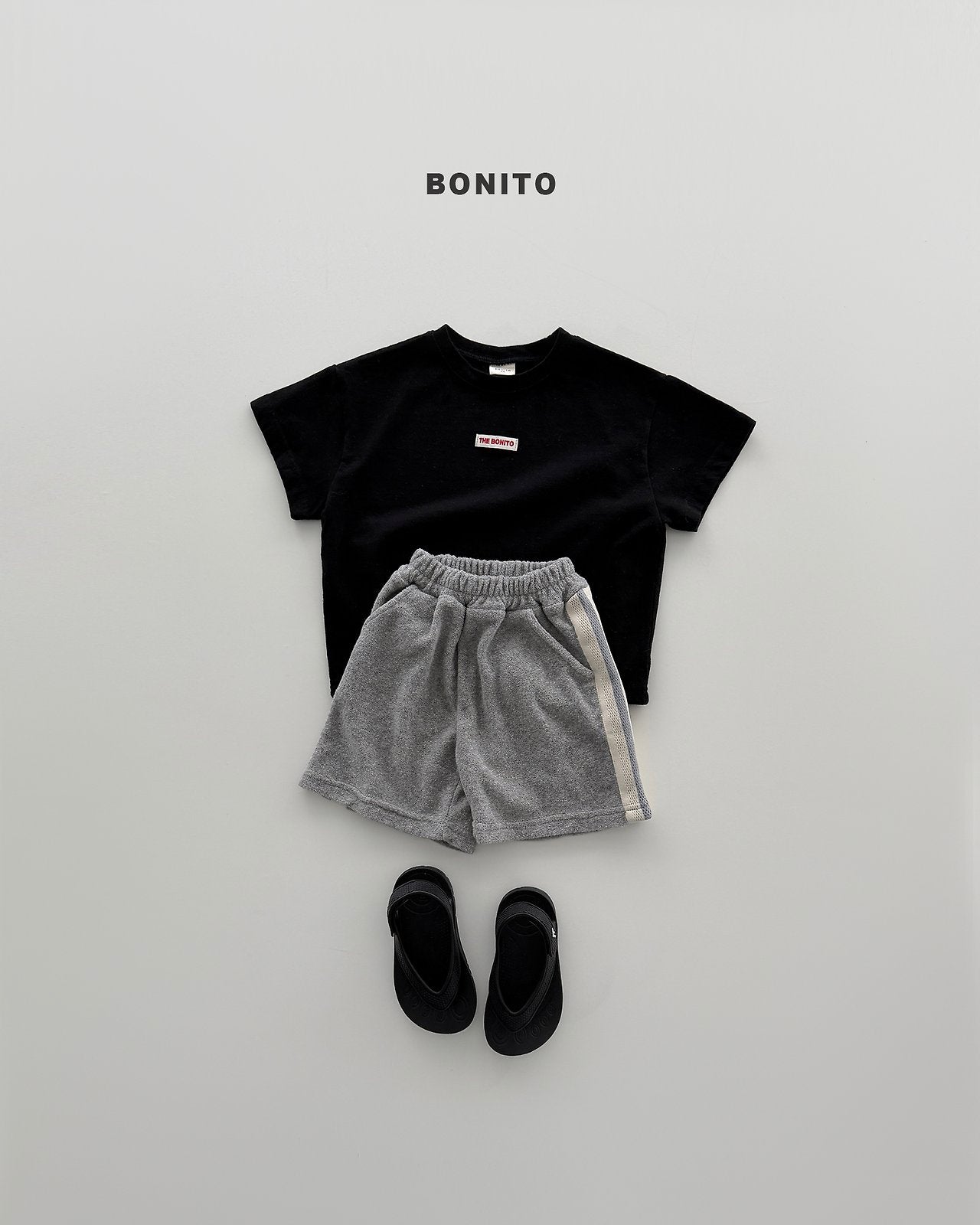 [PRE-ORDER] Terry Line Tape Shorts