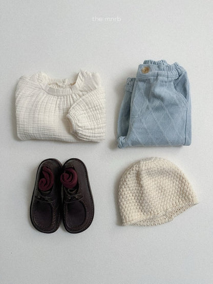 [PRE-ORDER] Ruffle Blouse