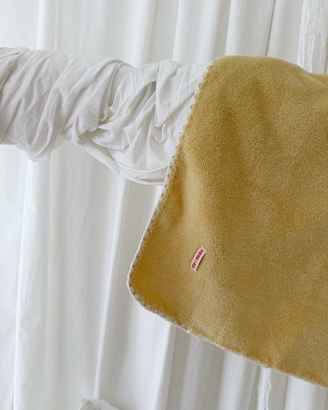 [PRE-ORDER] Cozy Microfiber Blanket