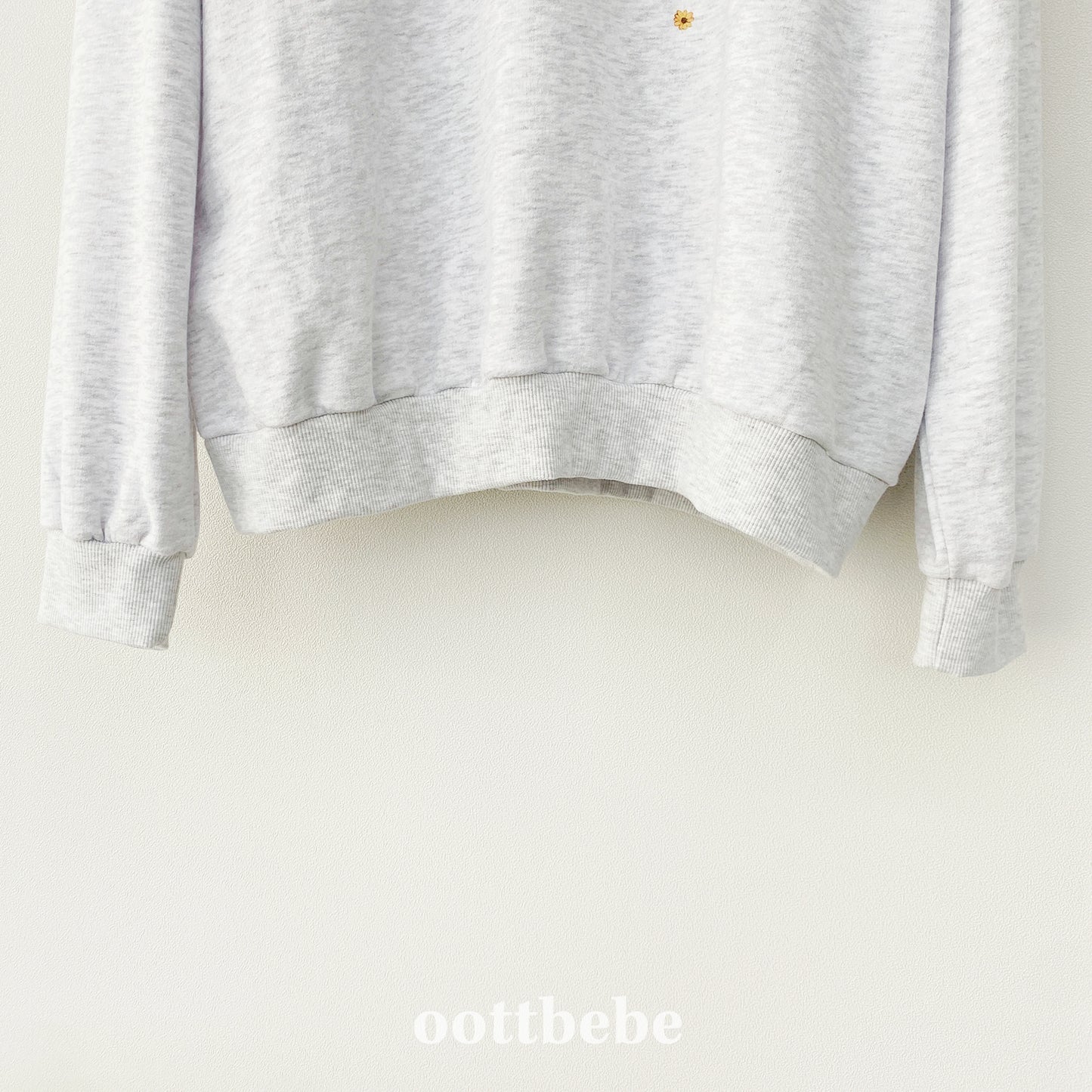 [PRE-ORDER] Pony Sweatshirts (Mom&Dad Couple)