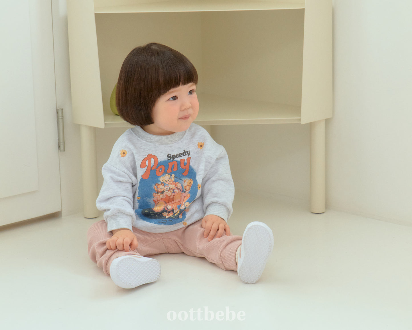 [PRE-ORDER] Pony Sweatshirts (Mom&Dad Couple)