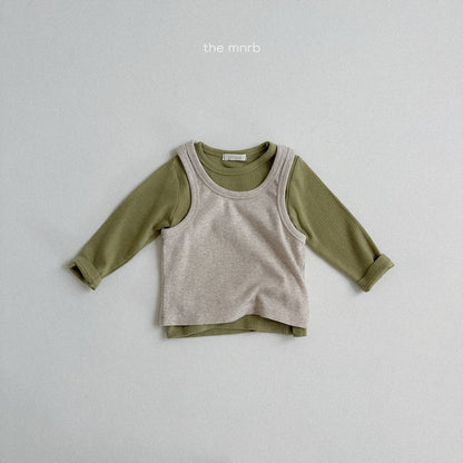 [PRE-ORDER] Eyelet Round T-Shirts