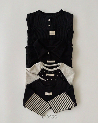 [PRE-ORDER] Dot Raglan T-Shirts