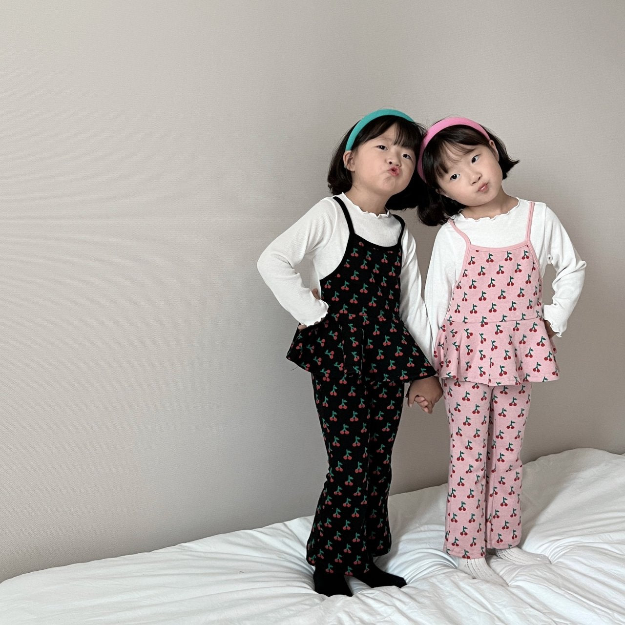 [PRE-ORDER] Cherry Ribbon Top Boot-Cut Set