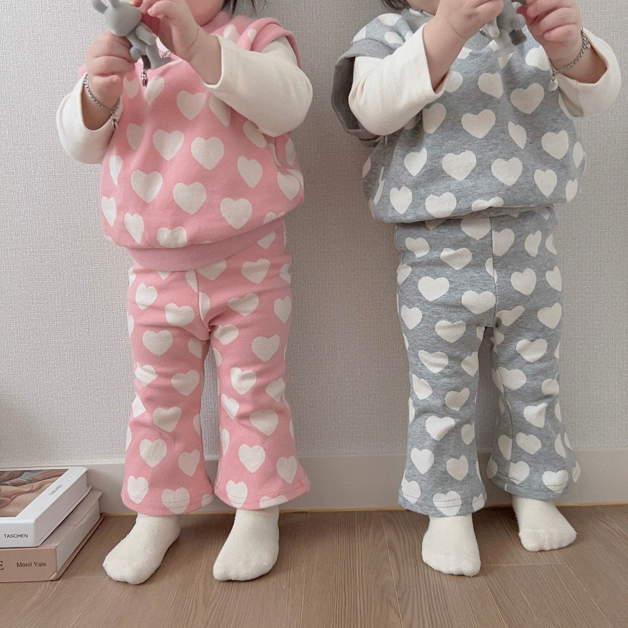 [PRE-ORDER] Heart Vest Bottom Set