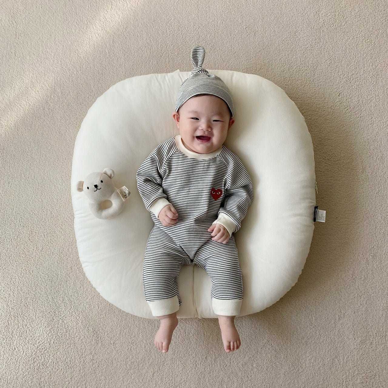 [PRE-ORDER] Chewy Heart Body Suit + Bonnet Set
