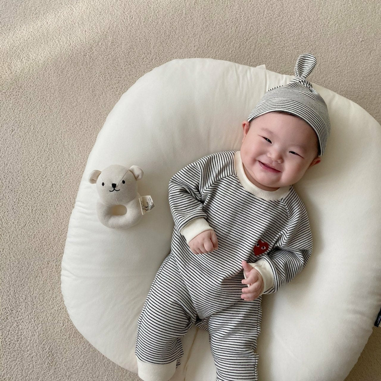 [PRE-ORDER] Chewy Heart Body Suit + Bonnet Set