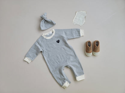 [PRE-ORDER] Chewy Heart Body Suit + Bonnet Set