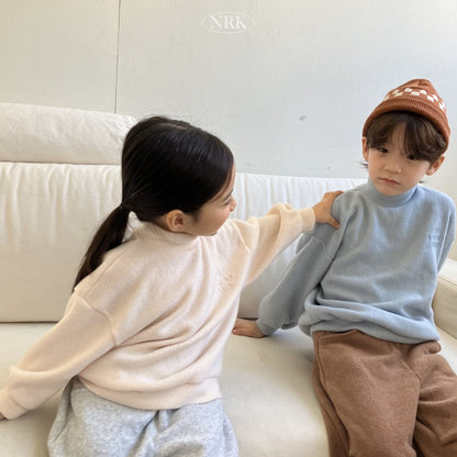 [PRE-ORDER] Turtleneck Sweatshirts