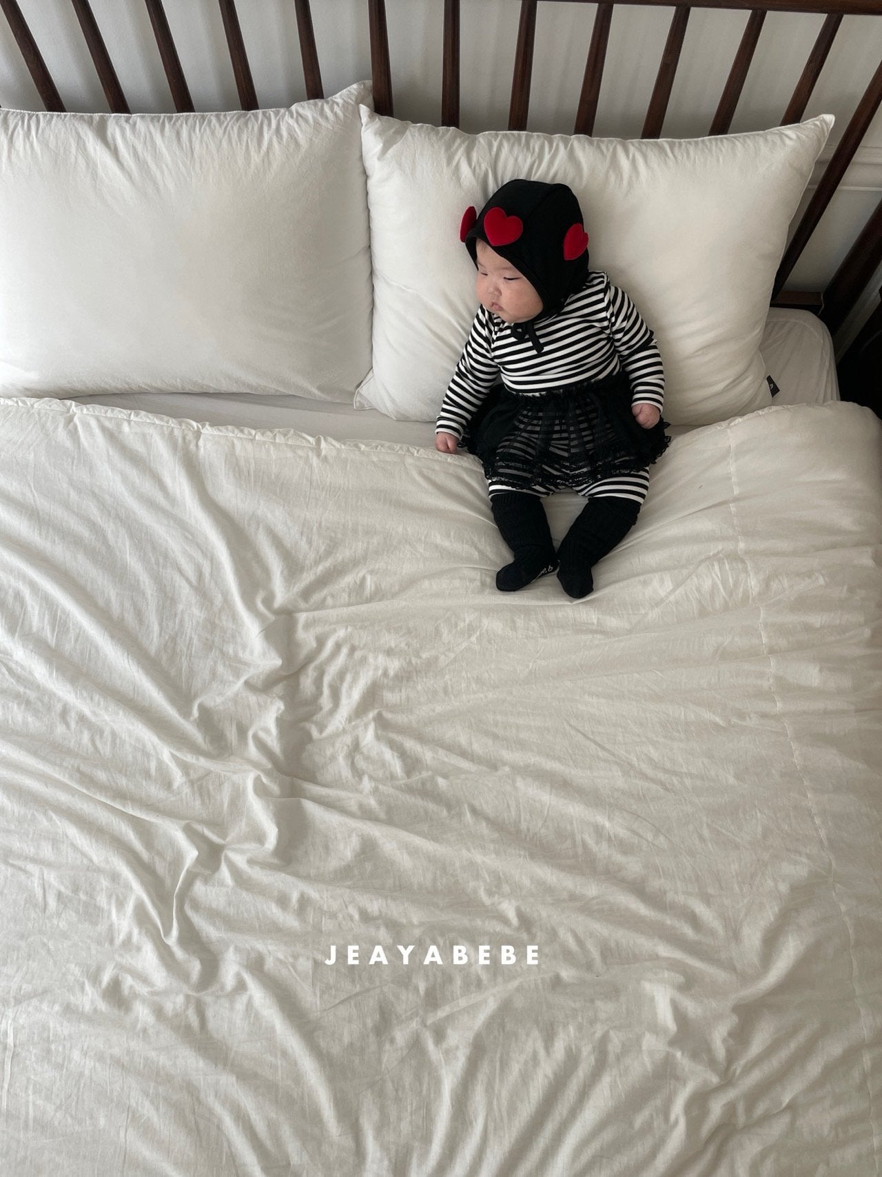 [PRE-ORDER] Heart Bonnet