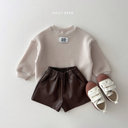[PRE-ORDER] Faux Leather Shorts
