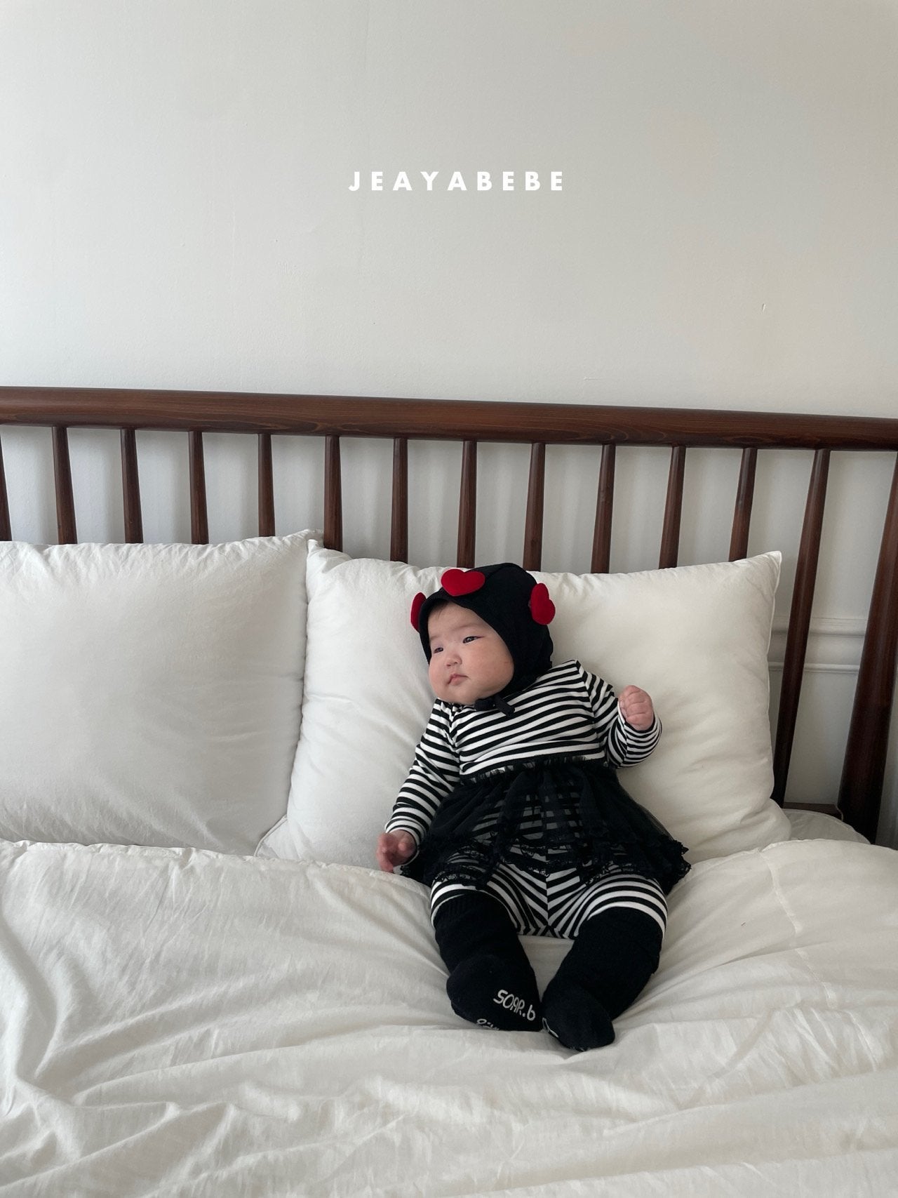 [PRE-ORDER] Heart Bonnet