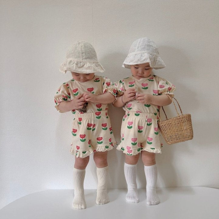[PRE-ORDER] Tulip Frill Top Bottom Set