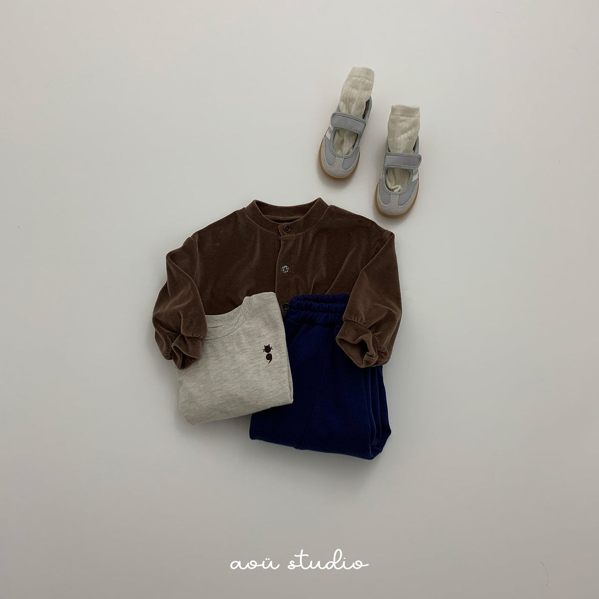 [PRE-ORDER] Semi T-Shirts