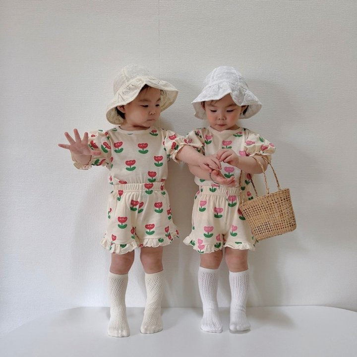 [PRE-ORDER] Tulip Frill Top Bottom Set