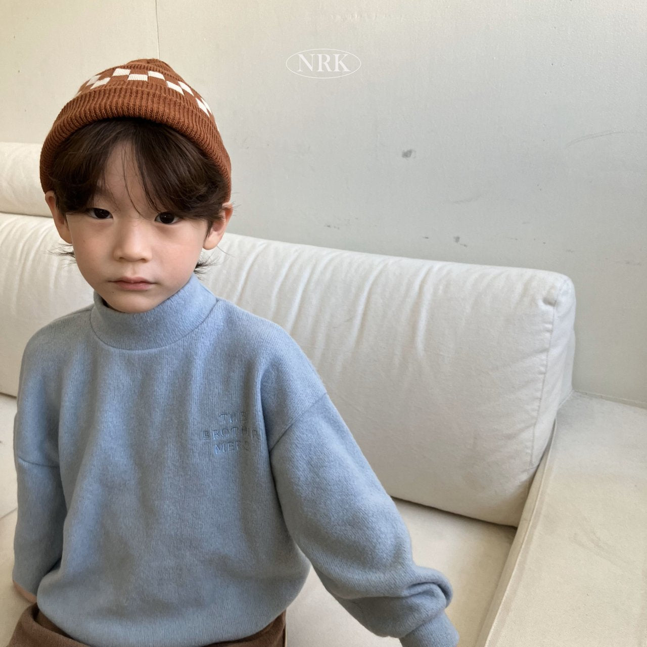 [PRE-ORDER] Turtleneck Sweatshirts